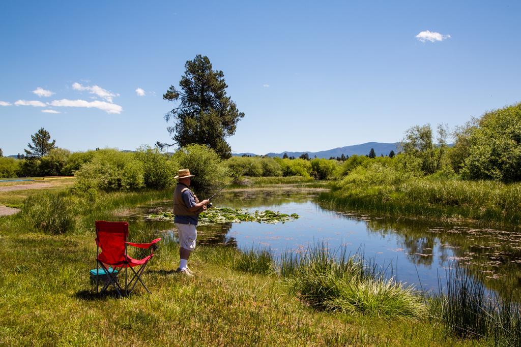 Bend-Sunriver Camping Resort Two-Bedroom Cabin 5 Esterno foto